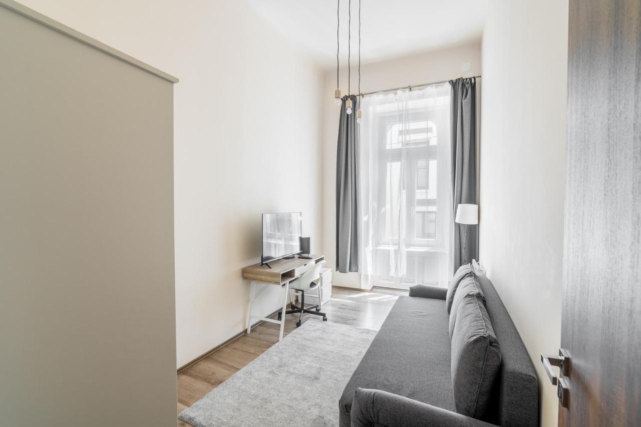 Lovely Urban Retreat - Boedapest Buitenkant foto