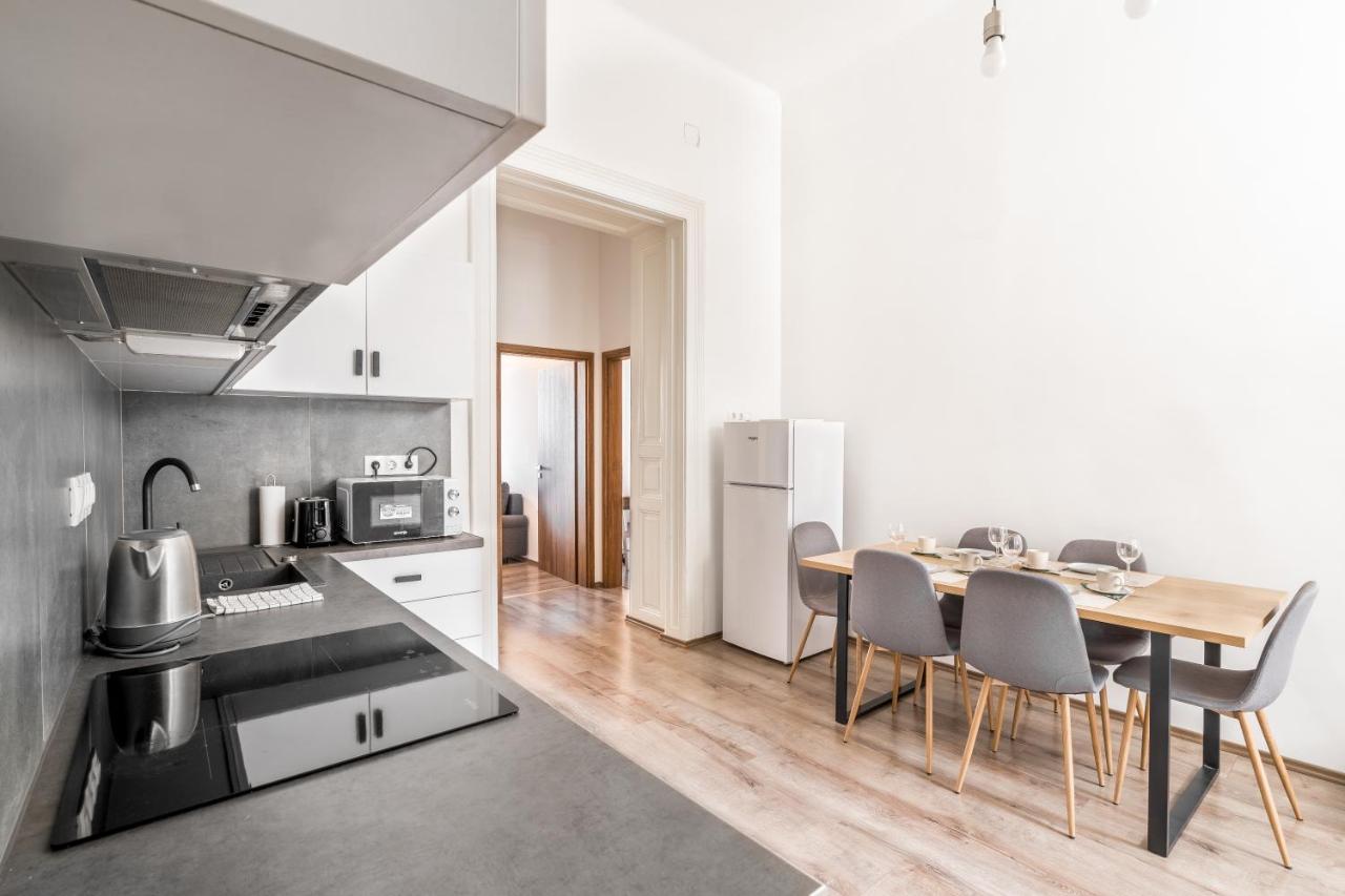 Lovely Urban Retreat - Boedapest Buitenkant foto